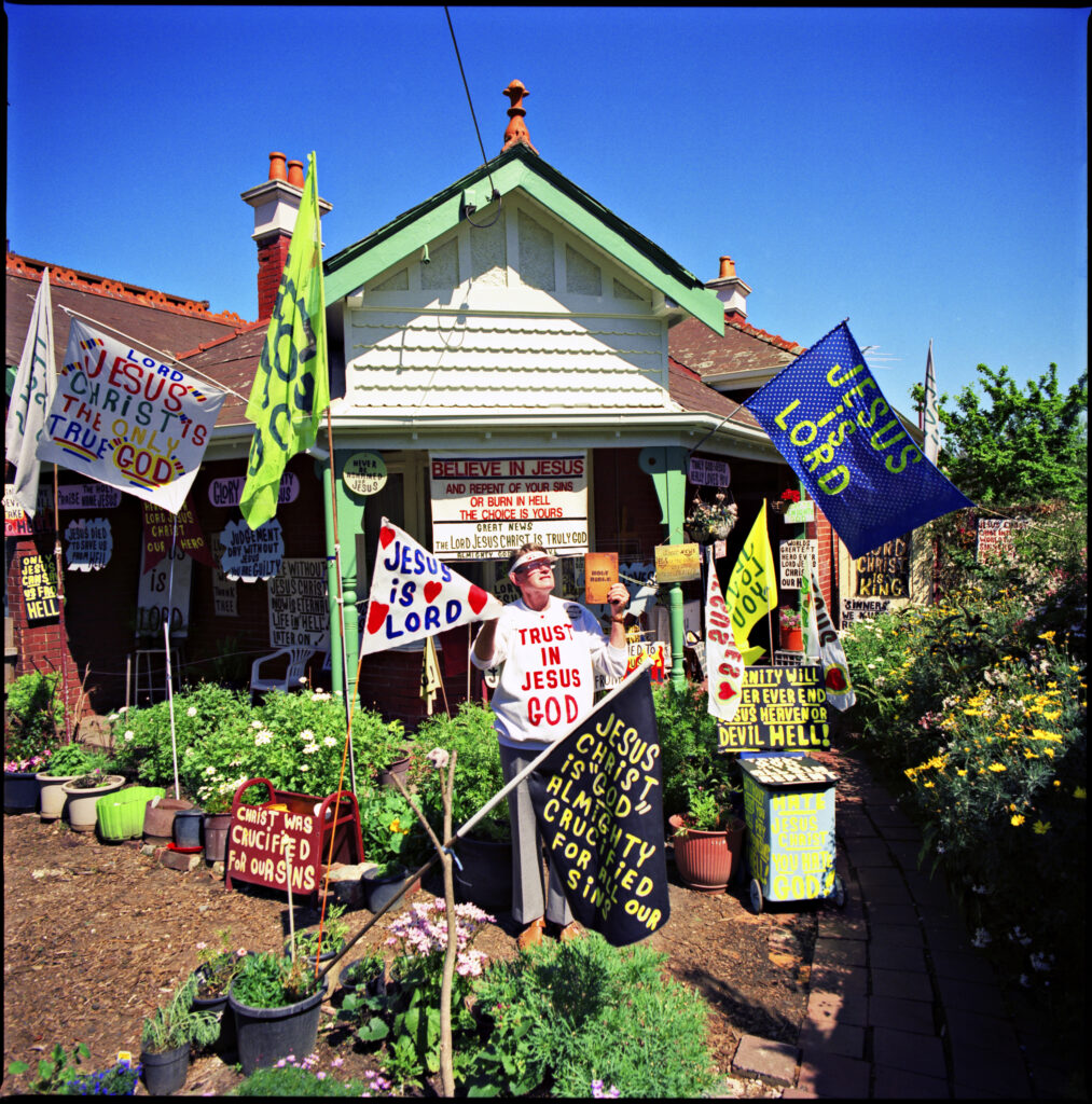 Desmond, suburban evangelist, Melbourne 2000