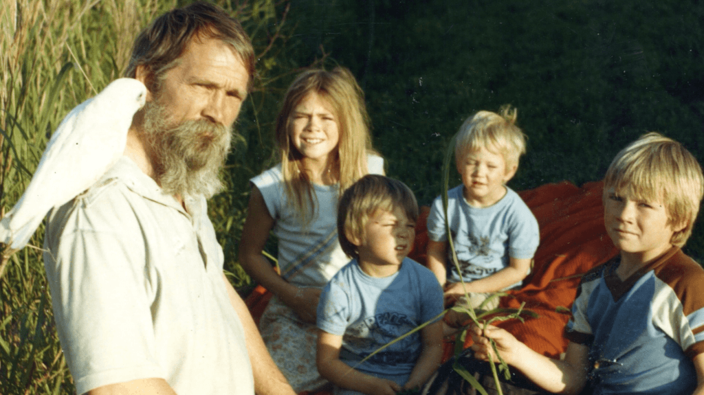 Elishaba with her father, Robert Hale, and three of her brothers