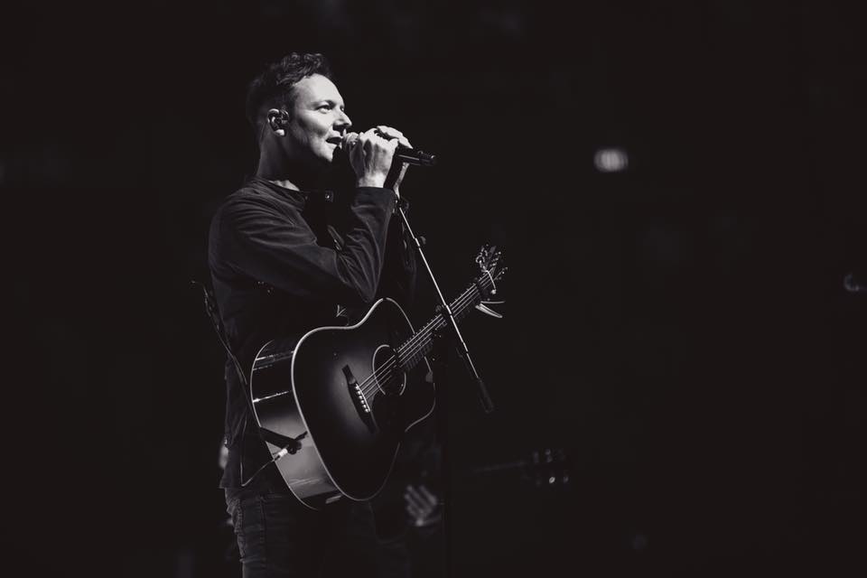 Reuben Morgan leading worship at Hillsong.