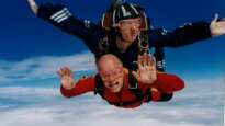 Dave Vincent skydiving