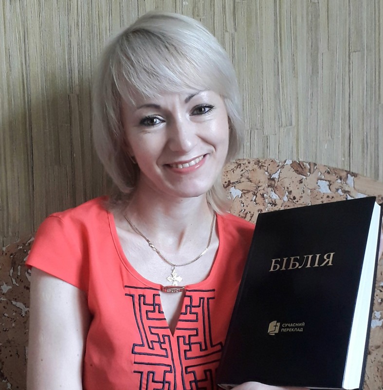 Lyuba with her new Contemporary Ukrainian Bible