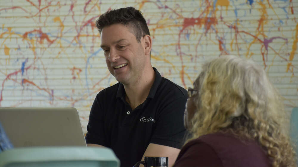 David Barnett at a Pitjantjatjara Bible translation workshop