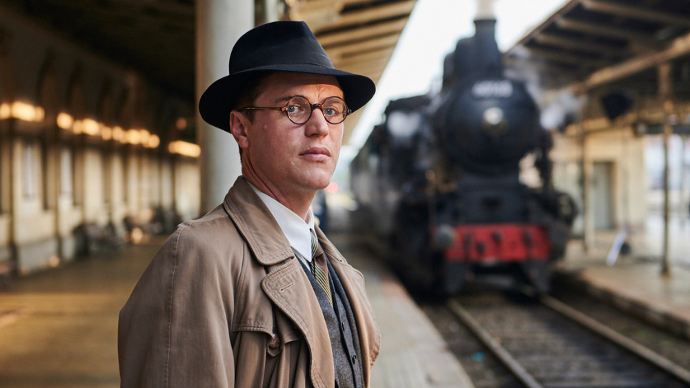 Johnny Flynn plays a young Nicholas Winton in One Life